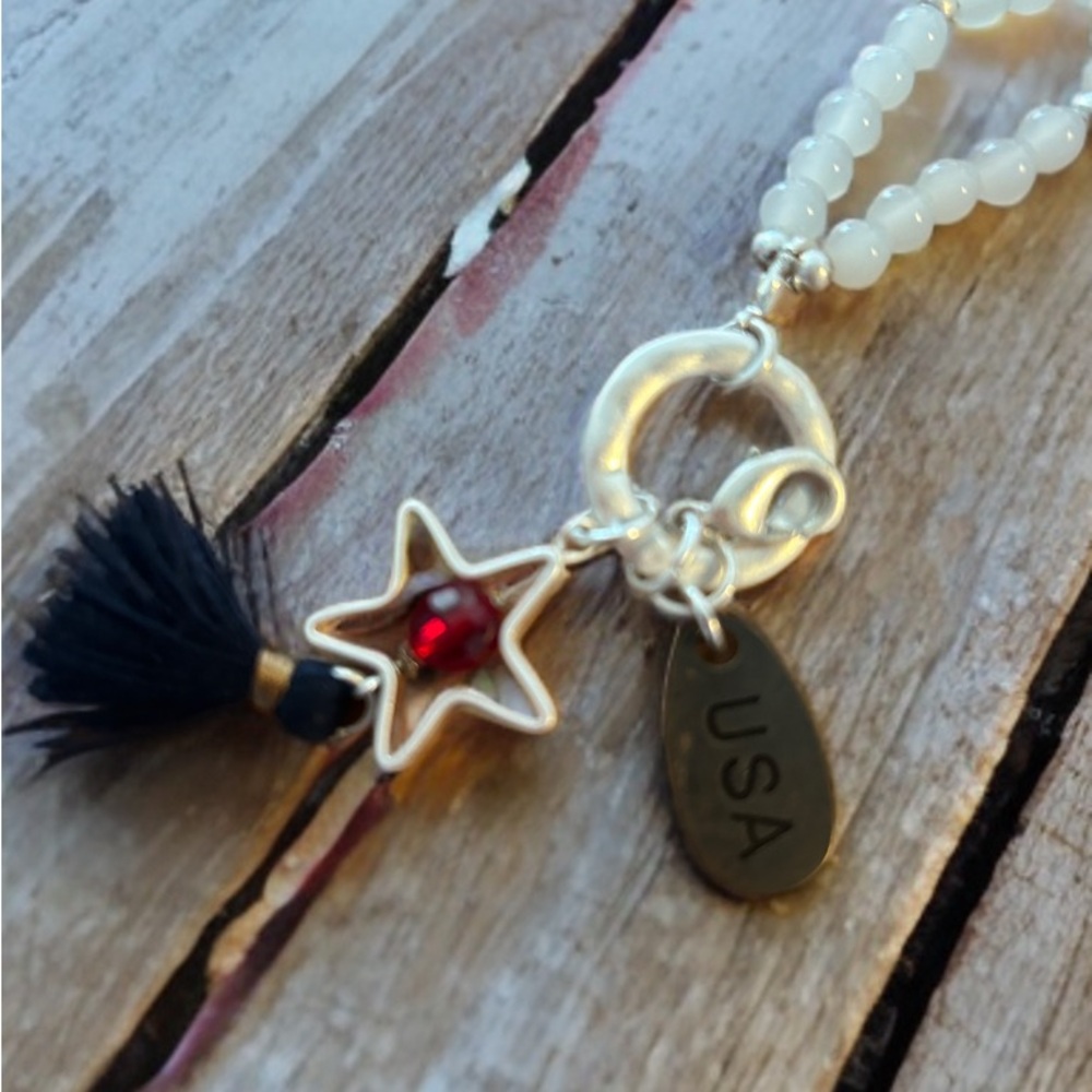 4th of July Silver Chain Bracelet with Red Star - Picture 3 of 3